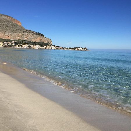 דירות פלרמו Cielo E Mare Mondello מראה חיצוני תמונה